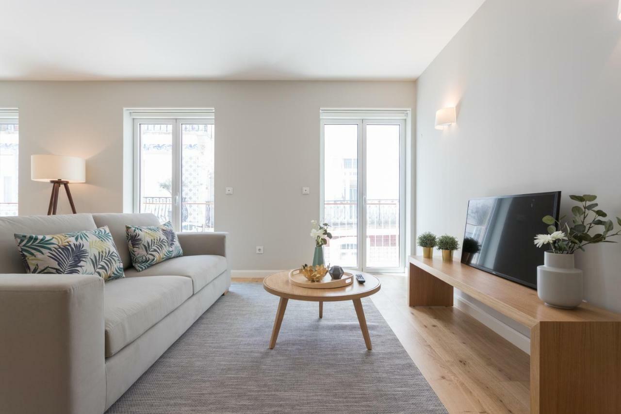 Flh Rato Spacious Apartment Lisbon Bagian luar foto