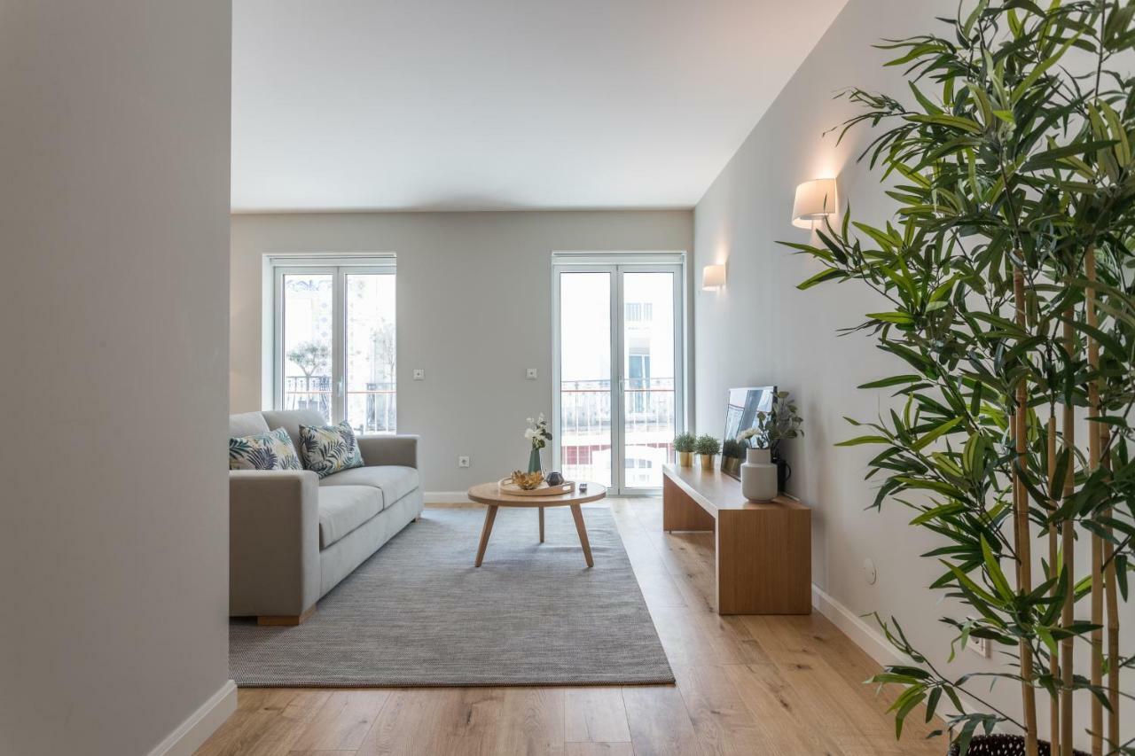 Flh Rato Spacious Apartment Lisbon Bagian luar foto
